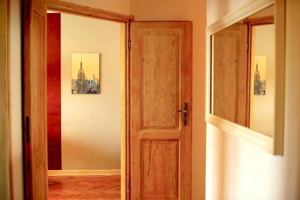 Apartment With National Stadion View, Free Parking Warschau Buitenkant foto