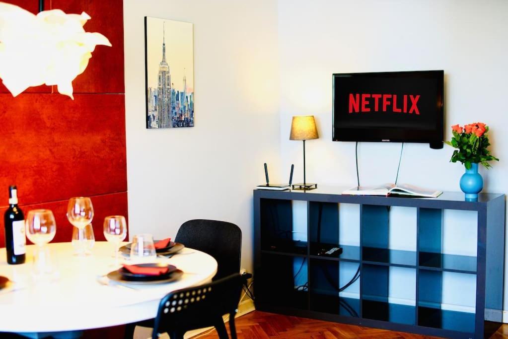 Apartment With National Stadion View, Free Parking Warschau Buitenkant foto