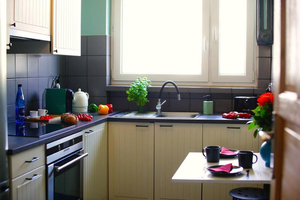 Apartment With National Stadion View, Free Parking Warschau Buitenkant foto